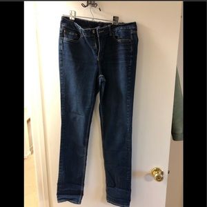 3/$45 - NY & Co Curvy Skinny Jeans